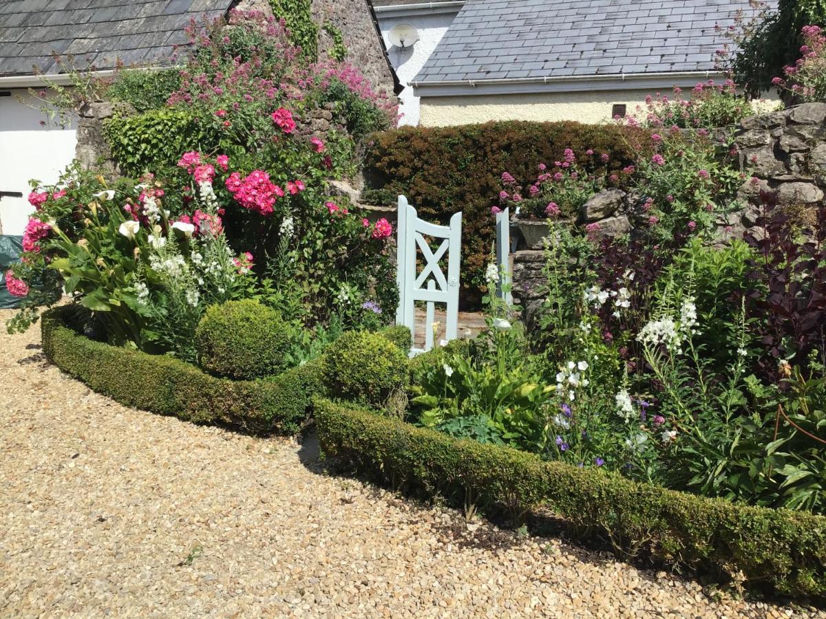 Newton Cottage Porthcawl Exterior photo
